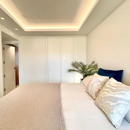 Reina Sofia 53 Port And Sea View Apartment