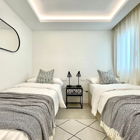 Reina Sofia 53 Port And Sea View Apartment Estepona