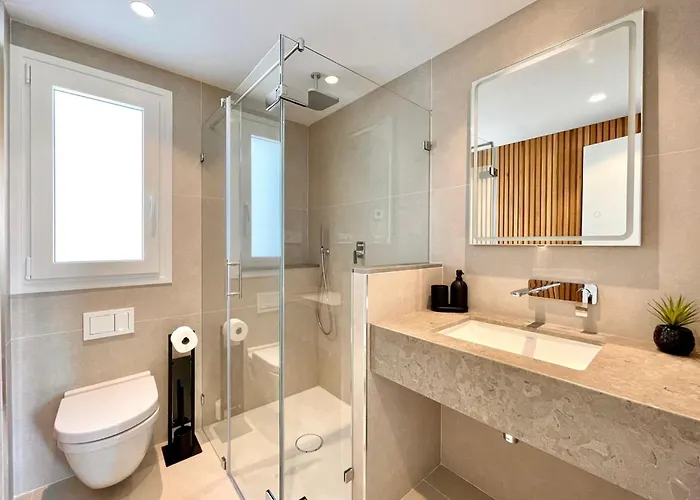 Reina Sofia 53 Port And Sea View * Estepona