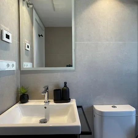 Reina Sofia 53 Port And Sea View 公寓 *